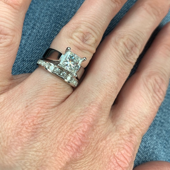 Princess cut / Platinum 1.61 Carat / G / VS2 / Diamond Ring - Picture 11 of 12